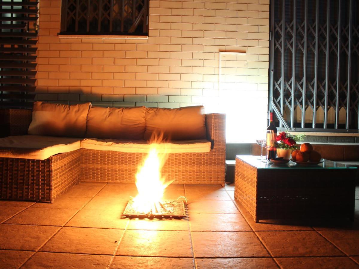 ☆The Peaceful Valencia Homestay☆ W/ Terrace⌘Parking⌘Bbq Kültér fotó